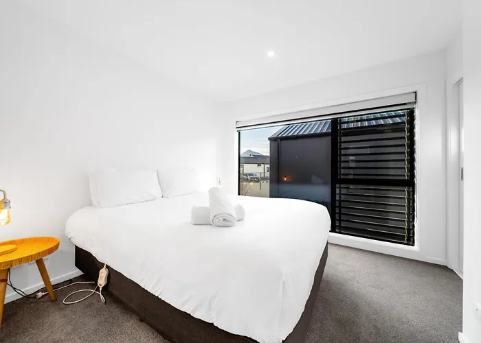 Modern Townhouse, Alpine Views, Close To Wanaka